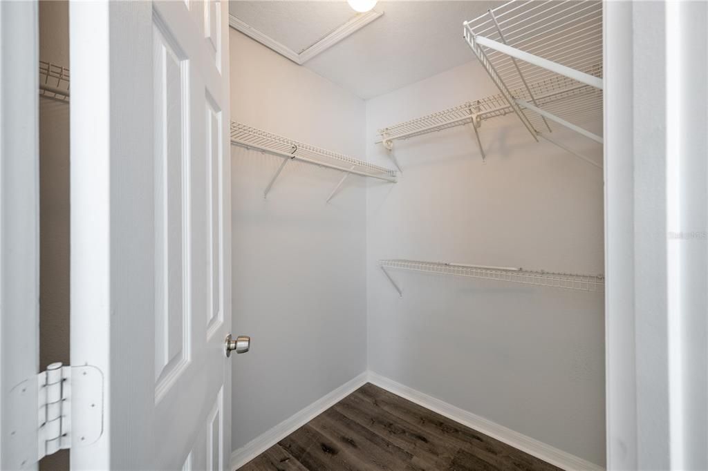 For Sale: $355,000 (3 beds, 2 baths, 1519 Square Feet)