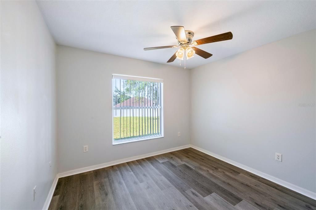 For Sale: $355,000 (3 beds, 2 baths, 1519 Square Feet)