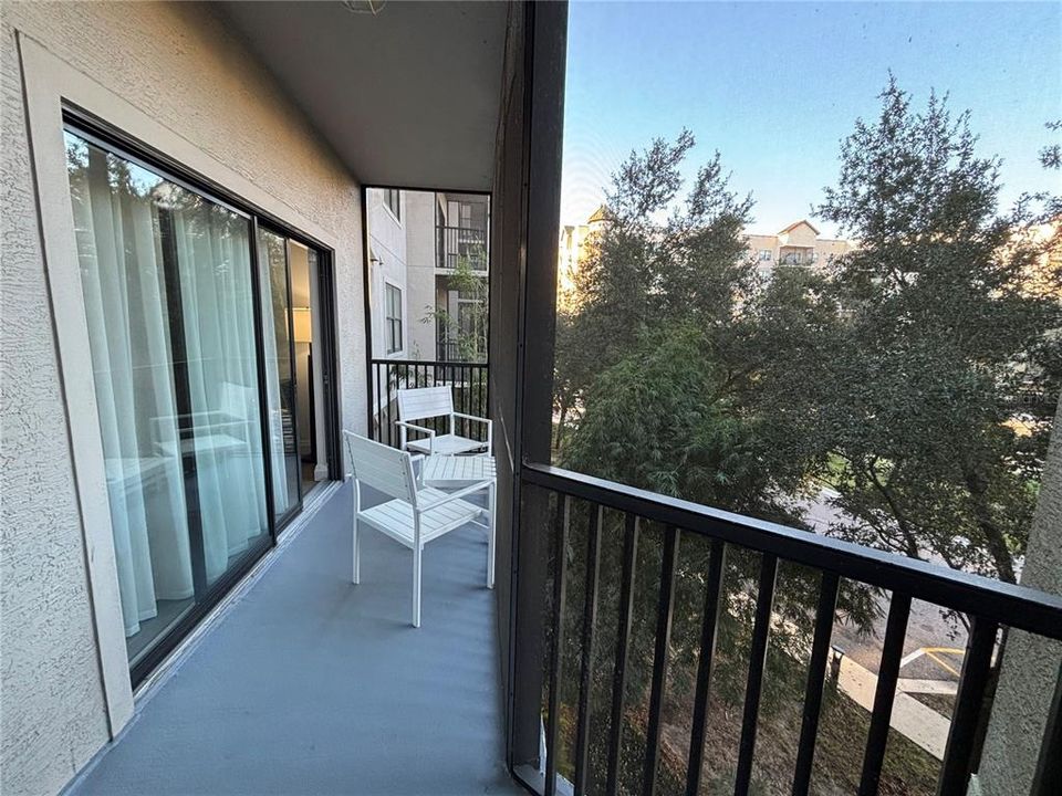 For Sale: $205,000 (2 beds, 2 baths, 1375 Square Feet)