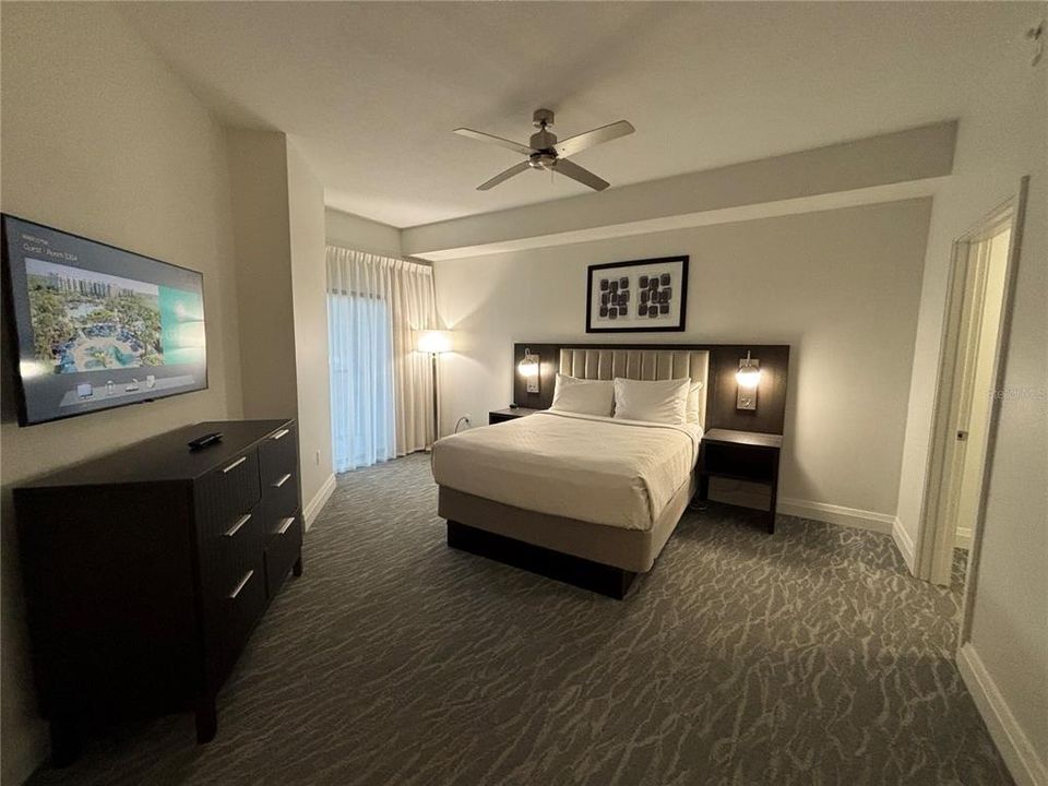 For Sale: $205,000 (2 beds, 2 baths, 1375 Square Feet)