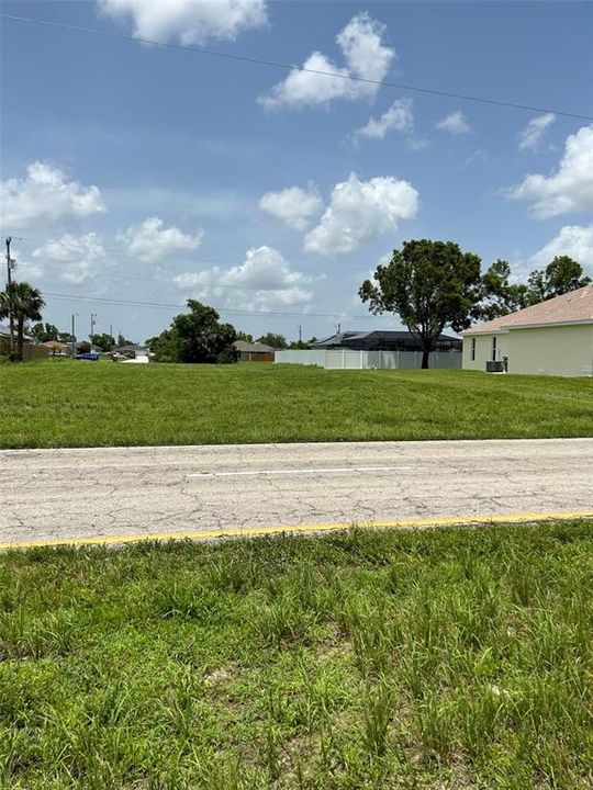 En Venta: $47,500 (0.24 acres)