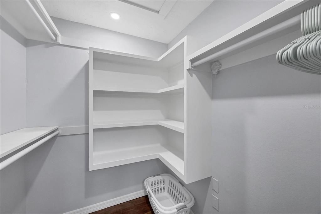 For Sale: $275,000 (2 beds, 2 baths, 1155 Square Feet)