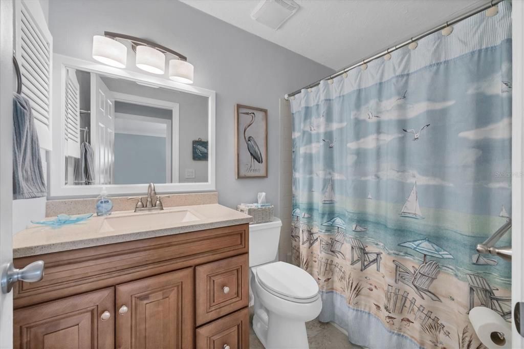 For Sale: $275,000 (2 beds, 2 baths, 1155 Square Feet)