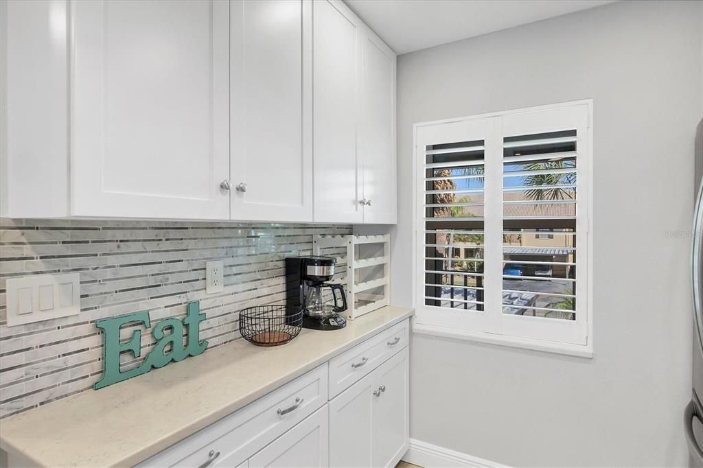 For Sale: $275,000 (2 beds, 2 baths, 1155 Square Feet)