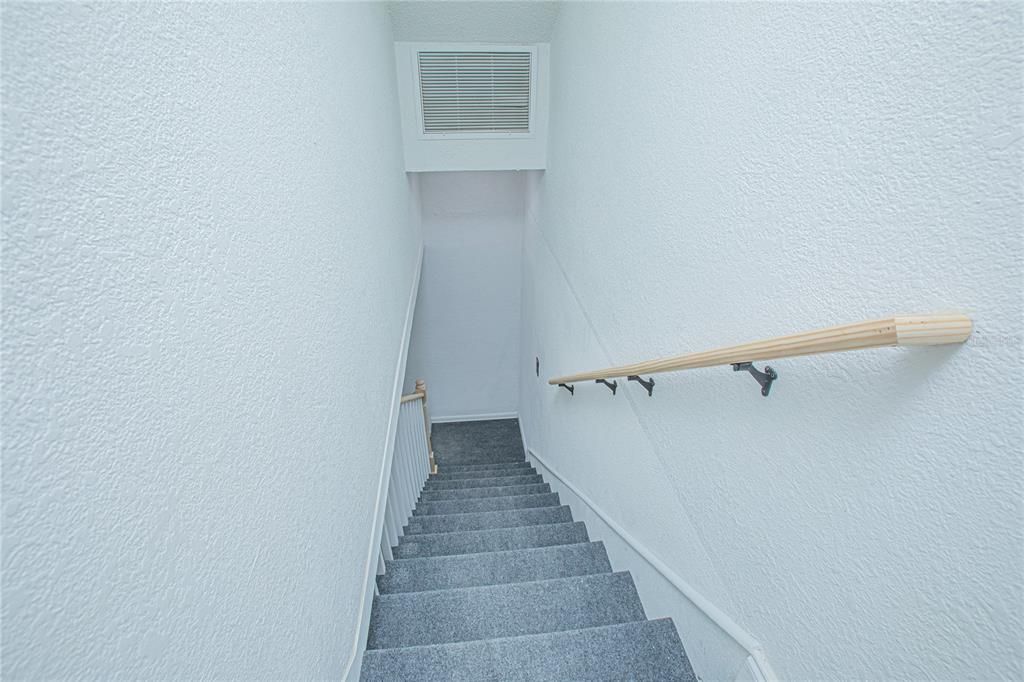 На продажу: $439,000 (5 спален, 3 ванн, 1752 Квадратных фут)