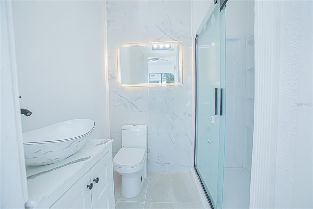 На продажу: $439,000 (5 спален, 3 ванн, 1752 Квадратных фут)