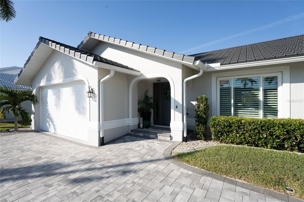 Active With Contract: $749,000 (3 beds, 2 baths, 1831 Square Feet)