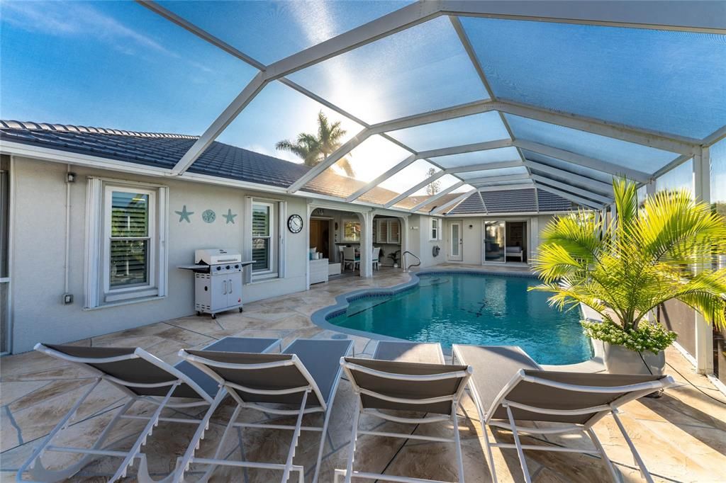 Active With Contract: $749,000 (3 beds, 2 baths, 1831 Square Feet)