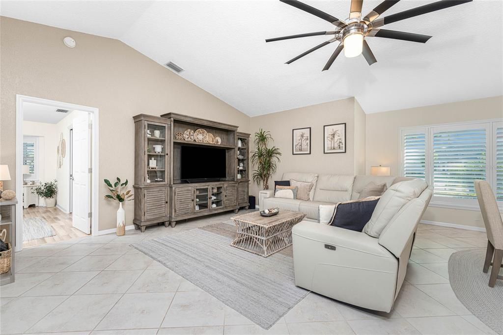 Active With Contract: $749,000 (3 beds, 2 baths, 1831 Square Feet)