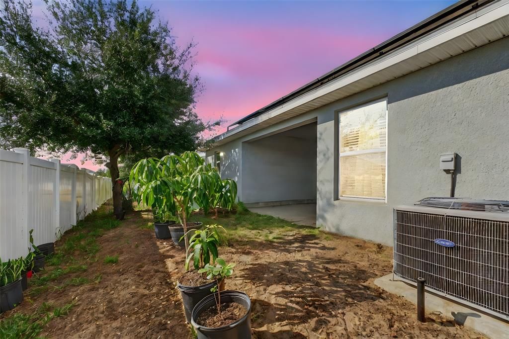 待售: $350,250 (4 贝兹, 3 浴室, 2257 平方英尺)