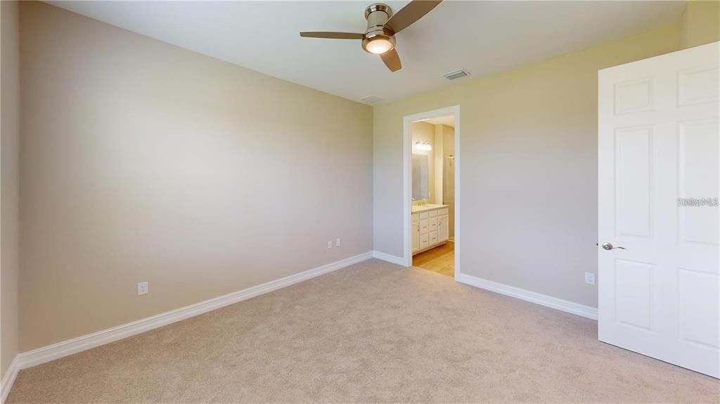 For Rent: $2,600 (2 beds, 2 baths, 1503 Square Feet)