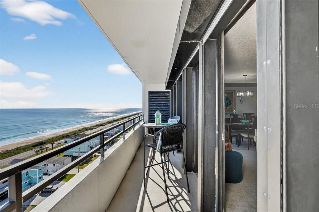 For Sale: $525,000 (2 beds, 2 baths, 1215 Square Feet)