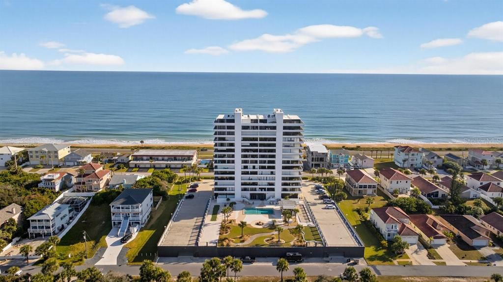 For Sale: $525,000 (2 beds, 2 baths, 1215 Square Feet)