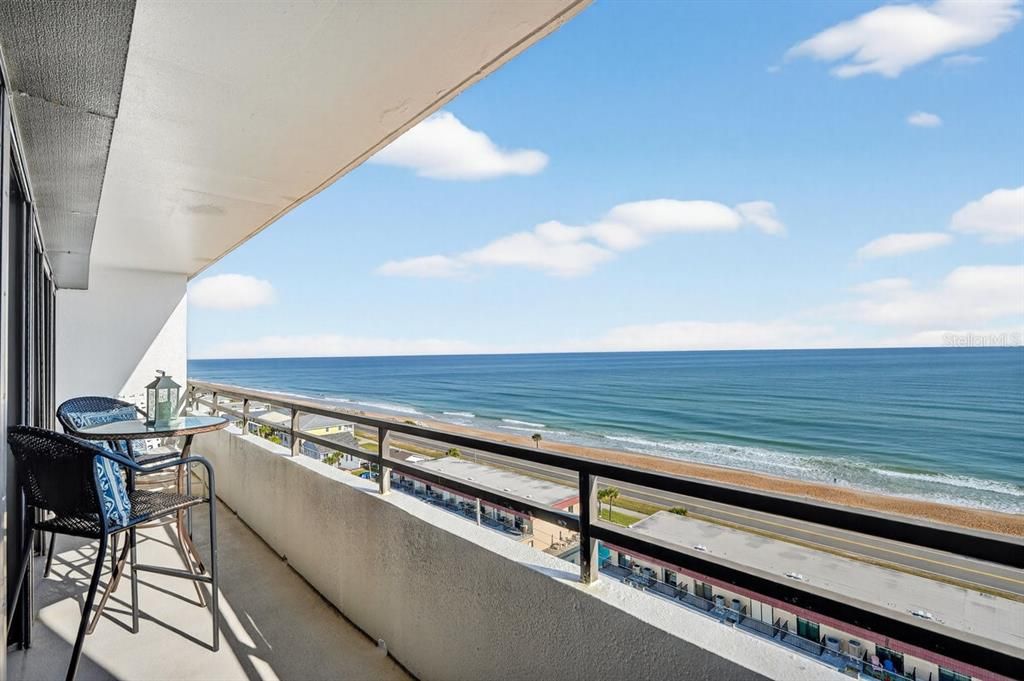 For Sale: $525,000 (2 beds, 2 baths, 1215 Square Feet)