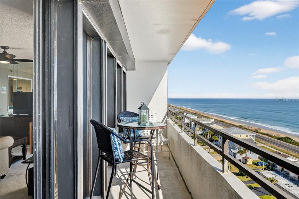 For Sale: $525,000 (2 beds, 2 baths, 1215 Square Feet)