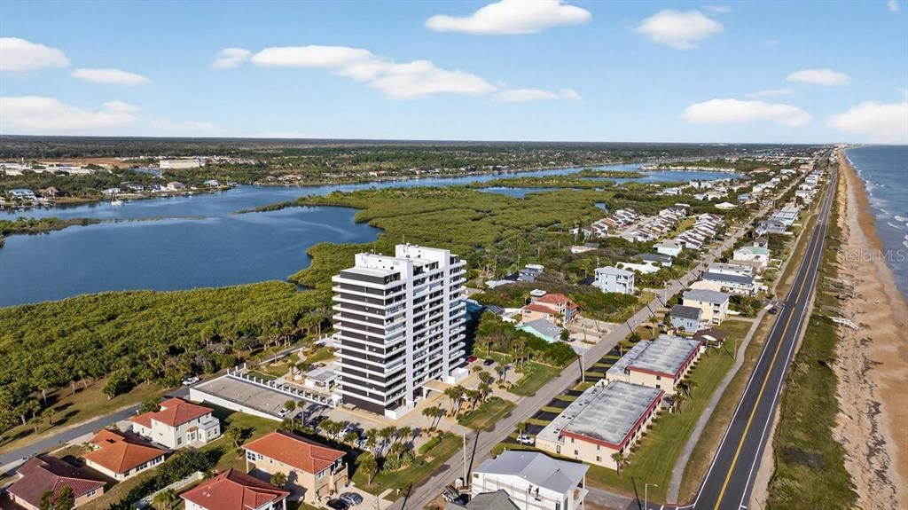 For Sale: $525,000 (2 beds, 2 baths, 1215 Square Feet)