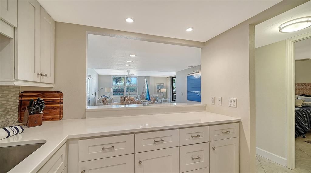 待售: $615,000 (2 贝兹, 2 浴室, 1303 平方英尺)