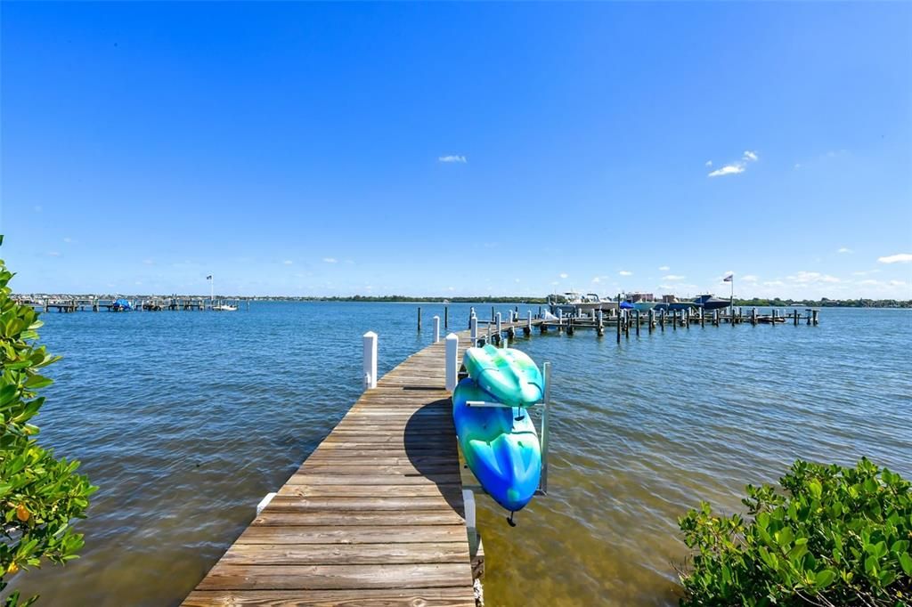 待售: $615,000 (2 贝兹, 2 浴室, 1303 平方英尺)