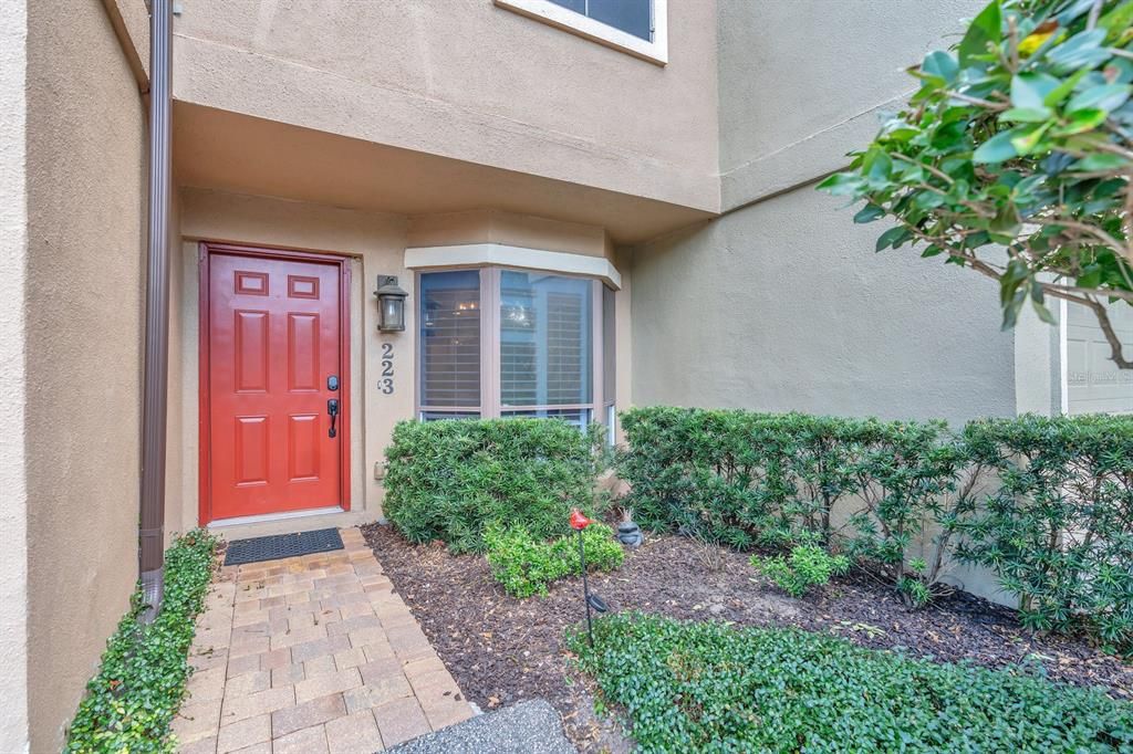 На продажу: $575,000 (3 спален, 2 ванн, 1734 Квадратных фут)