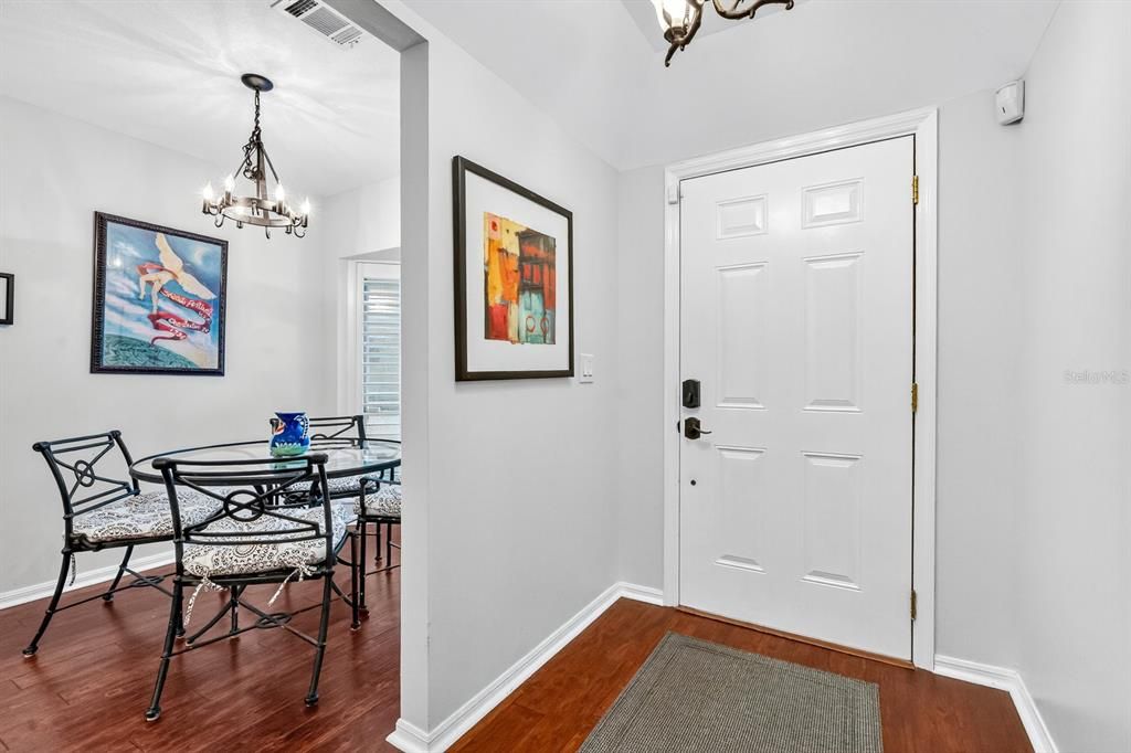 На продажу: $575,000 (3 спален, 2 ванн, 1734 Квадратных фут)