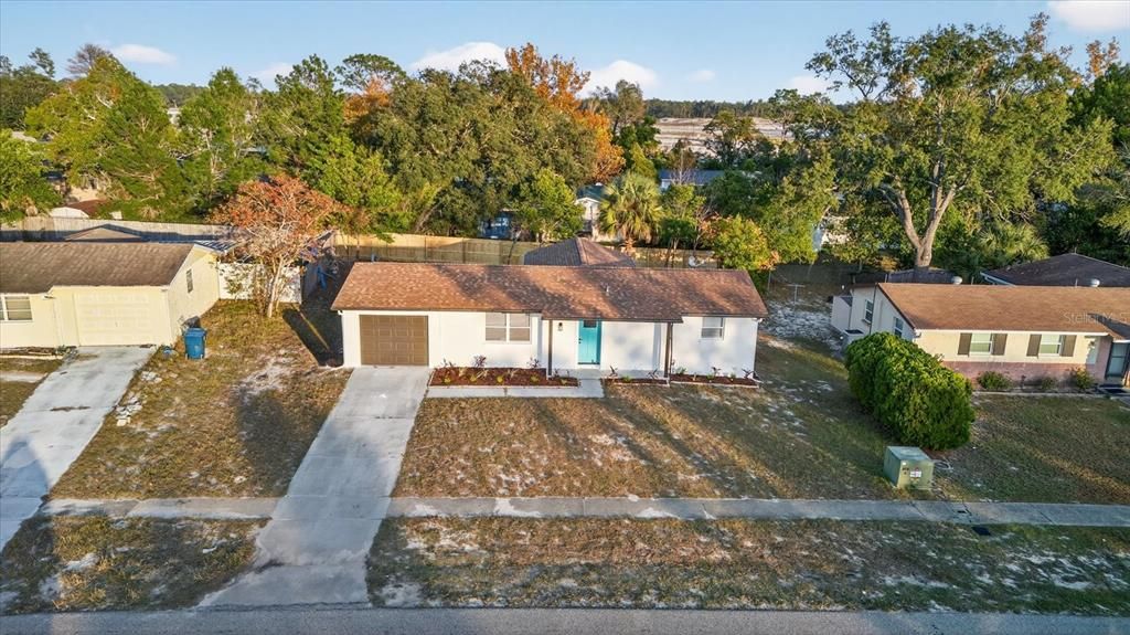 For Sale: $269,900 (3 beds, 2 baths, 1329 Square Feet)