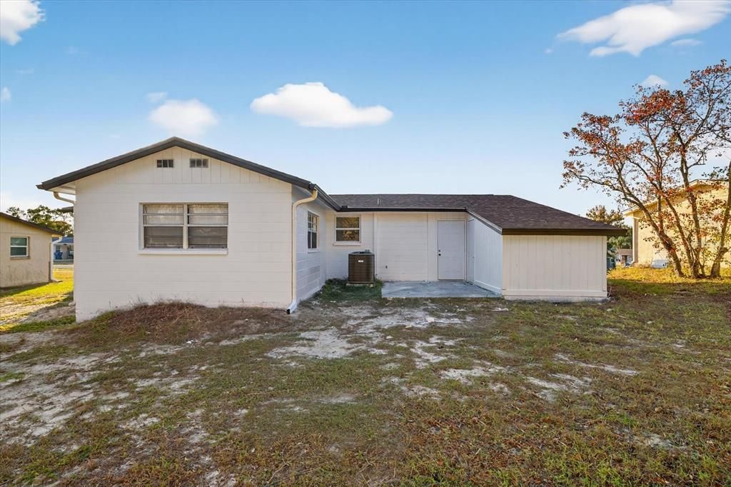For Sale: $269,900 (3 beds, 2 baths, 1329 Square Feet)