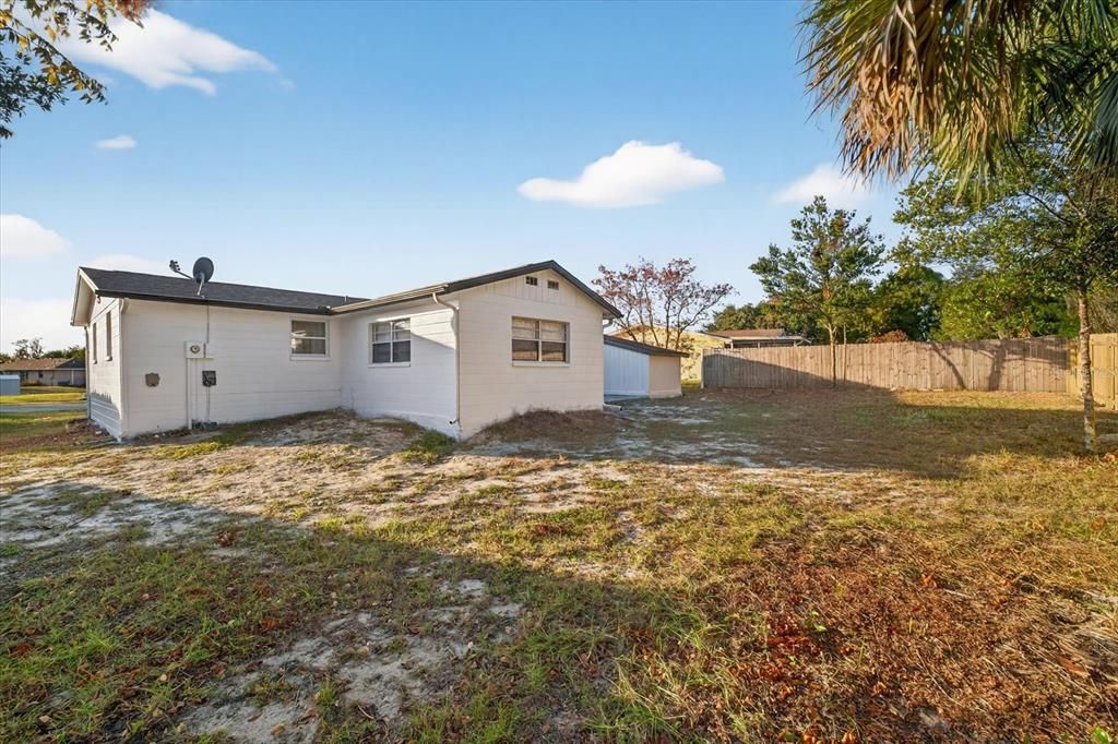 For Sale: $269,900 (3 beds, 2 baths, 1329 Square Feet)