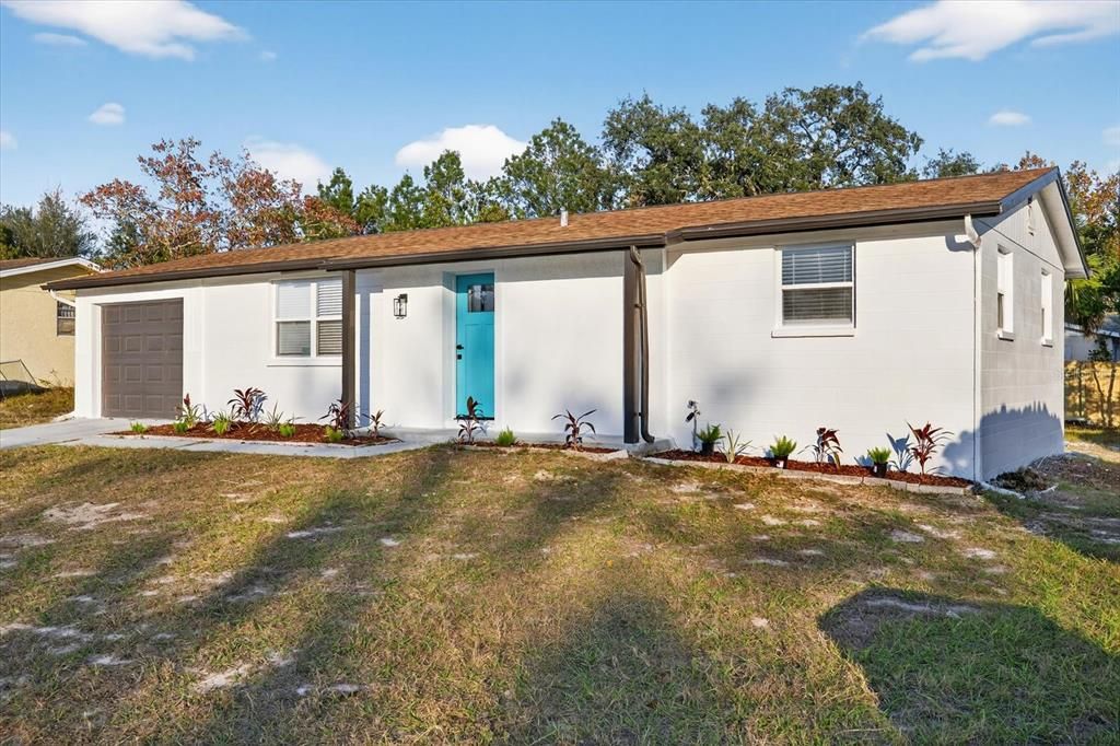 For Sale: $269,900 (3 beds, 2 baths, 1329 Square Feet)