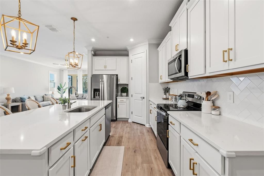 待售: $450,000 (3 贝兹, 2 浴室, 1758 平方英尺)