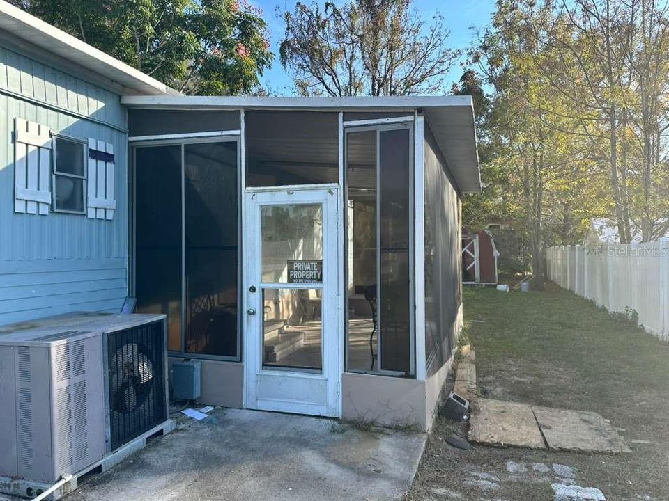 待售: $165,000 (2 贝兹, 2 浴室, 1288 平方英尺)