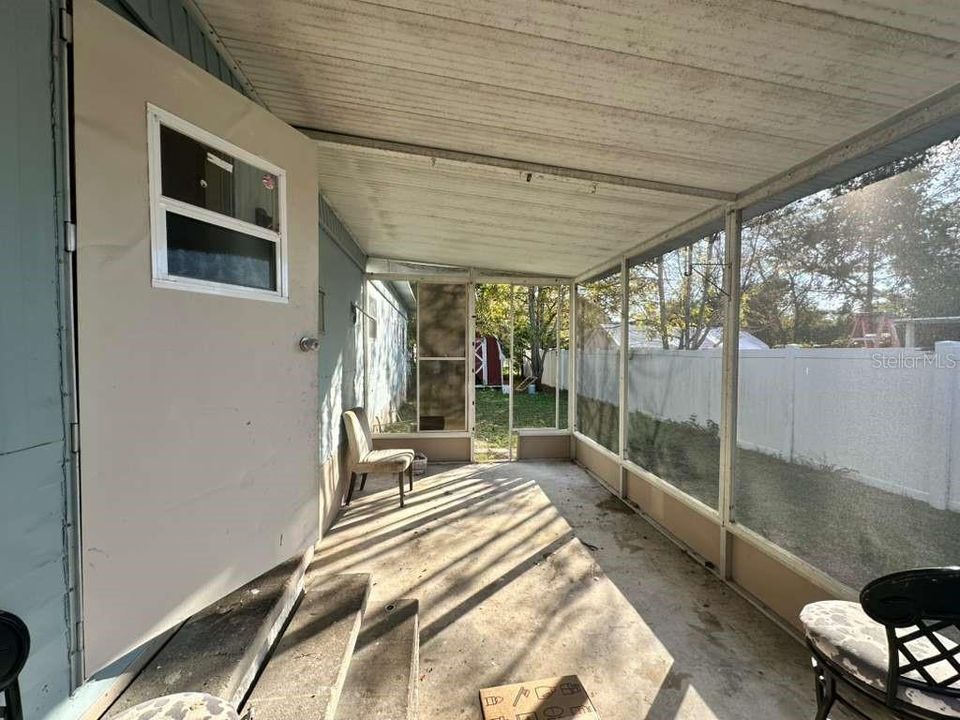 待售: $165,000 (2 贝兹, 2 浴室, 1288 平方英尺)