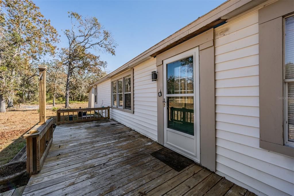 На продажу: $300,000 (3 спален, 2 ванн, 1352 Квадратных фут)