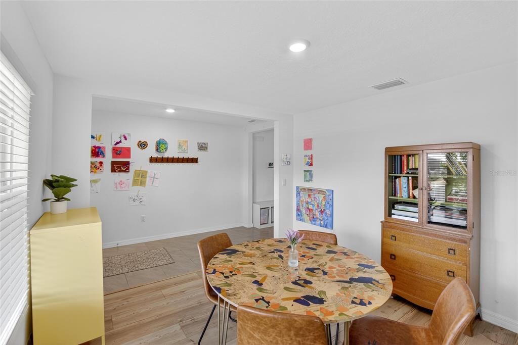 For Sale: $515,000 (5 beds, 3 baths, 2674 Square Feet)