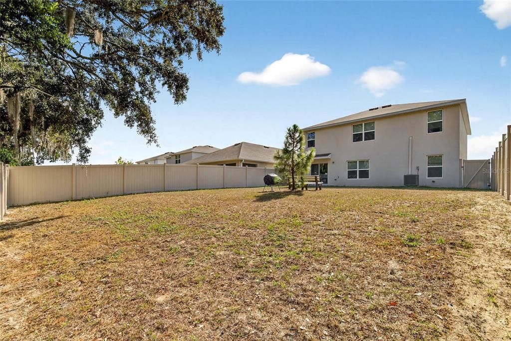 For Sale: $515,000 (5 beds, 3 baths, 2674 Square Feet)