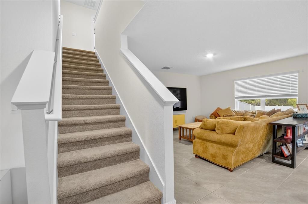 For Sale: $515,000 (5 beds, 3 baths, 2674 Square Feet)