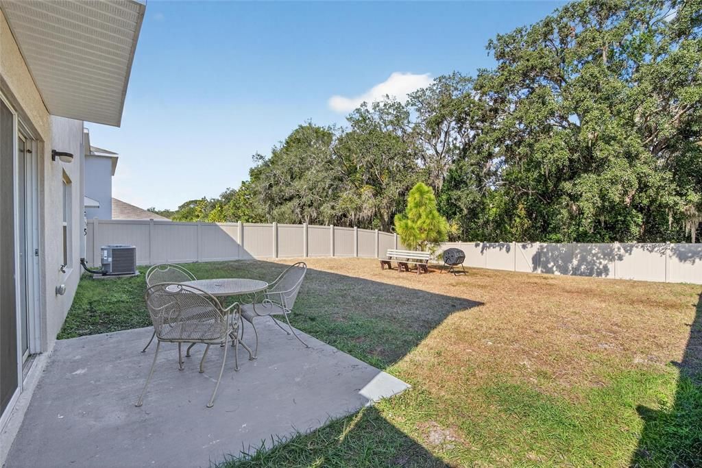 For Sale: $515,000 (5 beds, 3 baths, 2674 Square Feet)