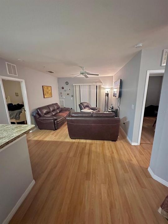 For Rent: $1,725 (2 beds, 2 baths, 1054 Square Feet)