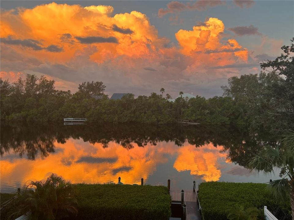 待售: $3,950,000 (5 贝兹, 5 浴室, 4190 平方英尺)