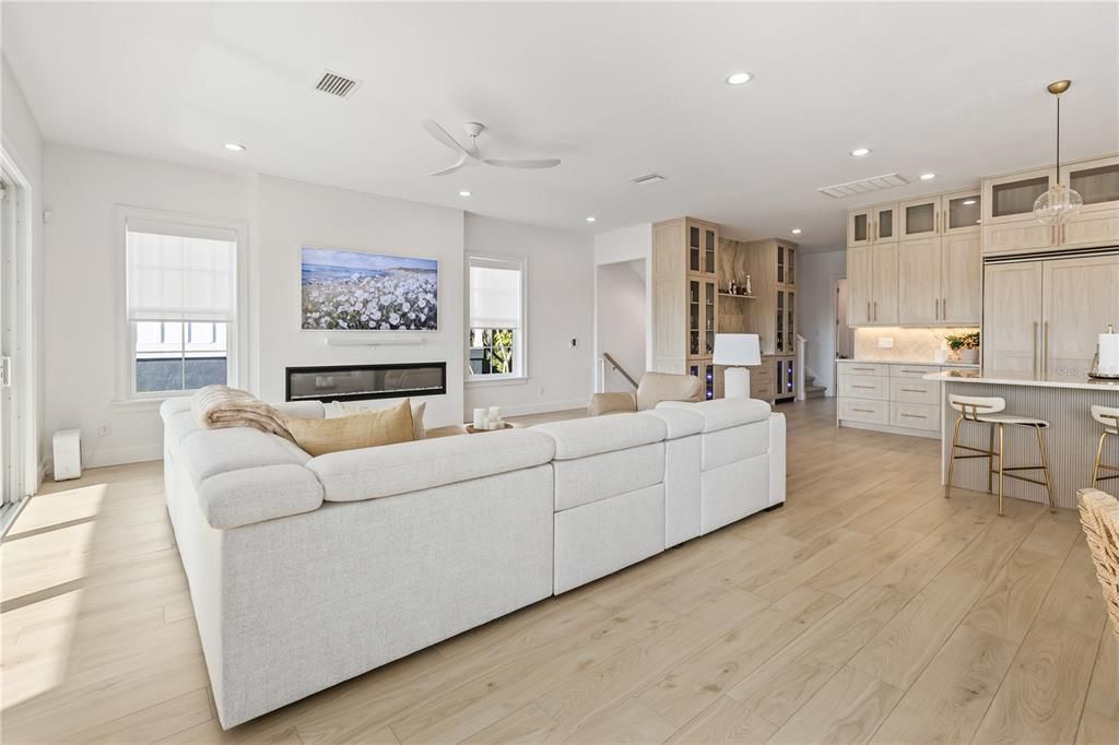 待售: $3,950,000 (5 贝兹, 5 浴室, 4190 平方英尺)