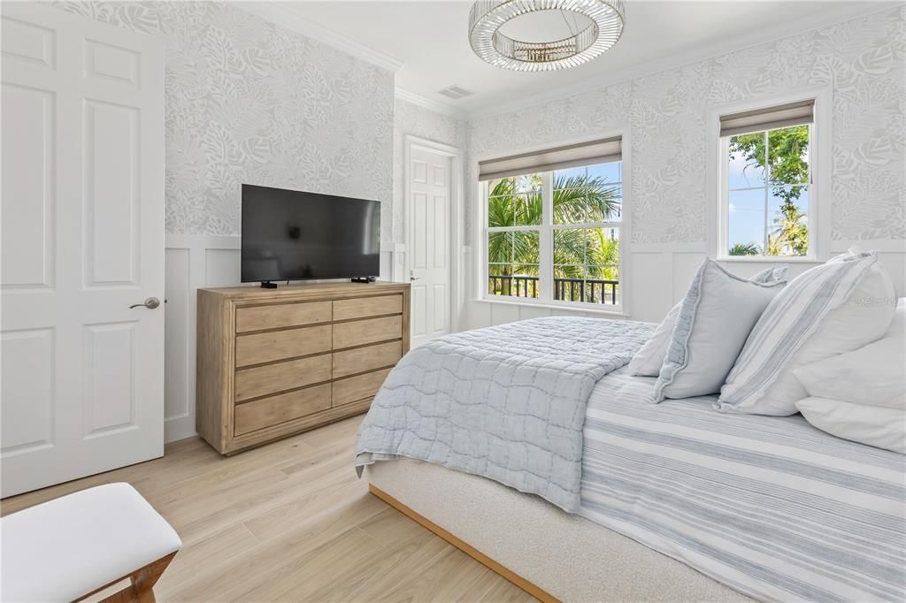 待售: $3,950,000 (5 贝兹, 5 浴室, 4190 平方英尺)