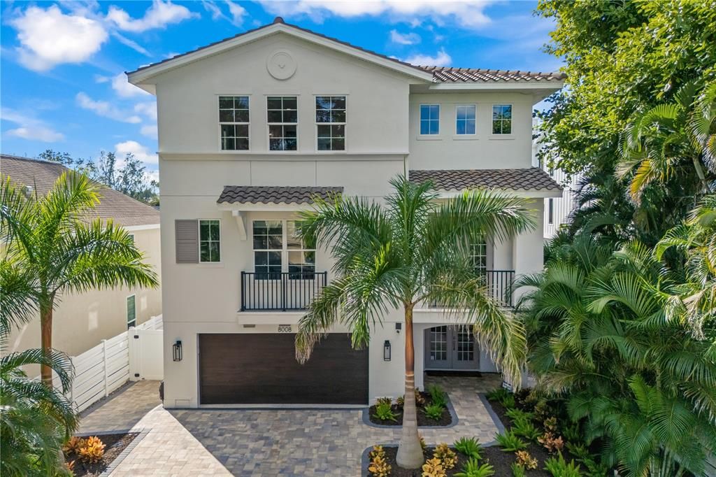 待售: $3,950,000 (5 贝兹, 5 浴室, 4190 平方英尺)