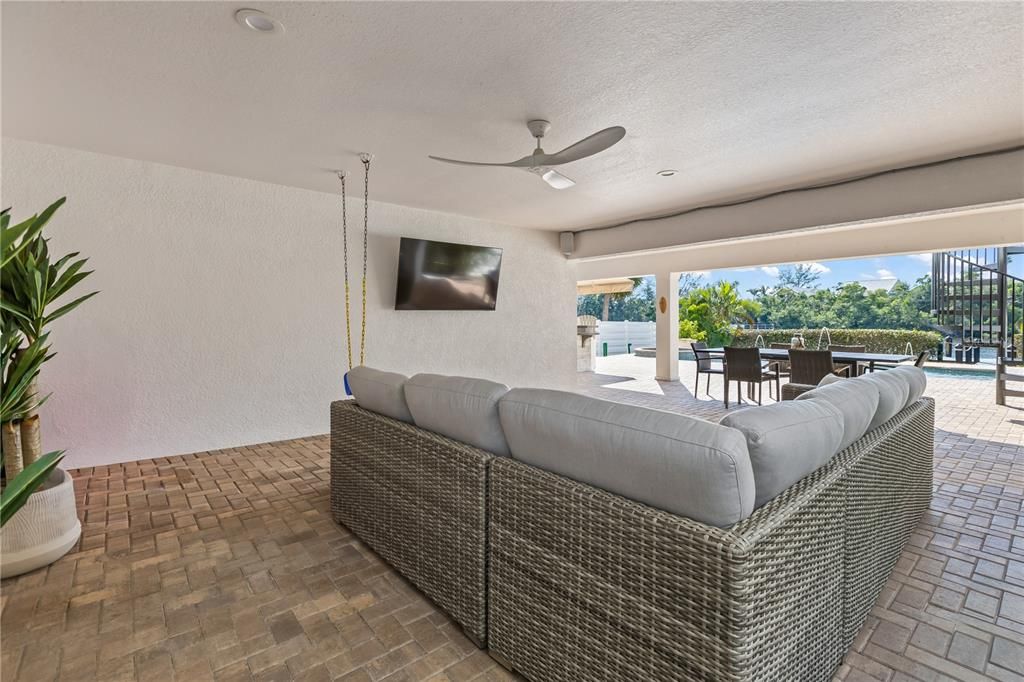 待售: $3,950,000 (5 贝兹, 5 浴室, 4190 平方英尺)