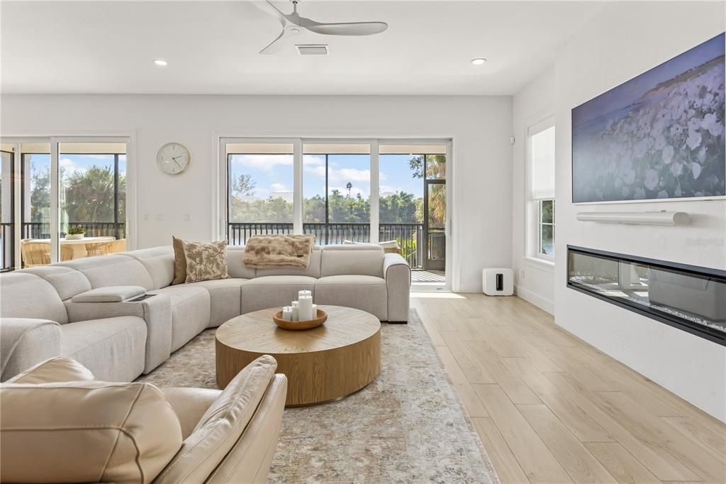 待售: $3,950,000 (5 贝兹, 5 浴室, 4190 平方英尺)