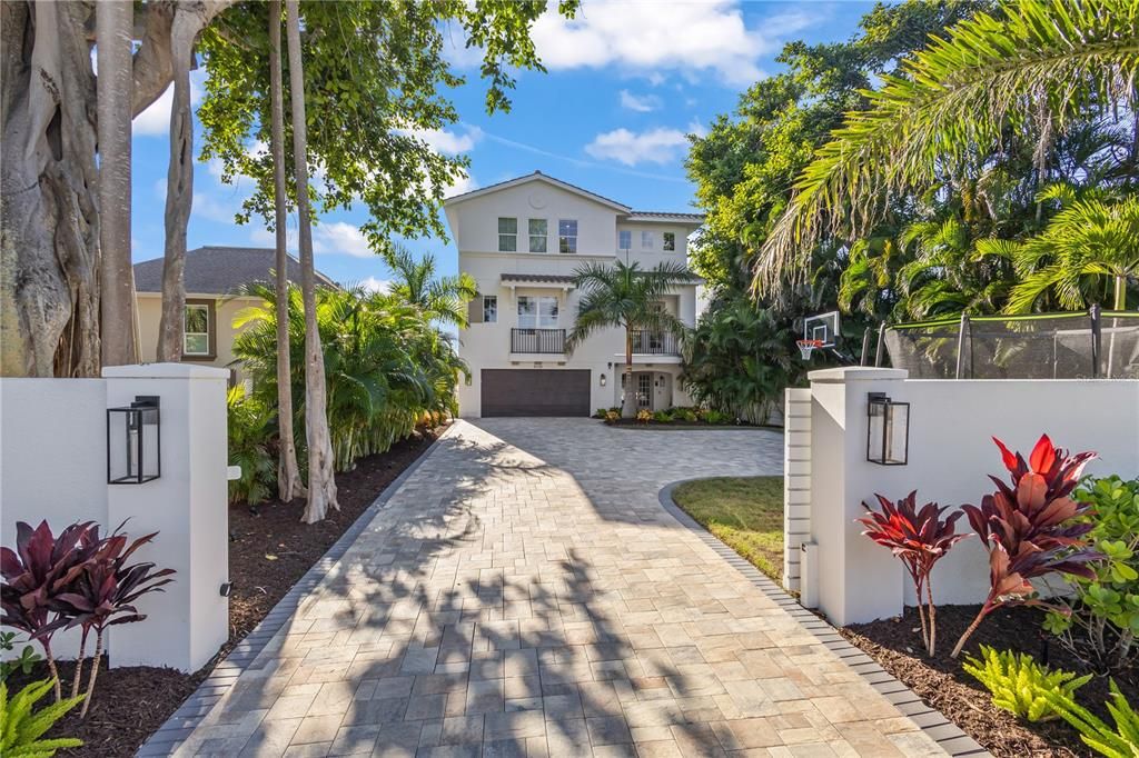 待售: $3,950,000 (5 贝兹, 5 浴室, 4190 平方英尺)