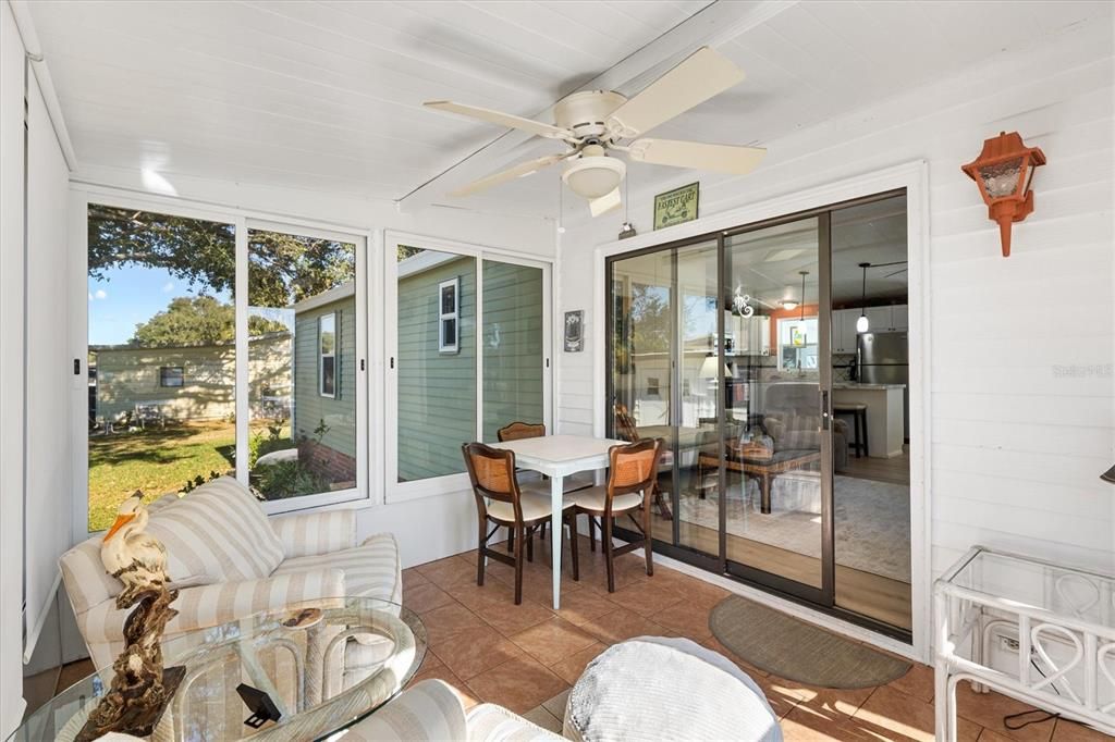 Activo con contrato: $199,000 (2 camas, 2 baños, 1008 Pies cuadrados)