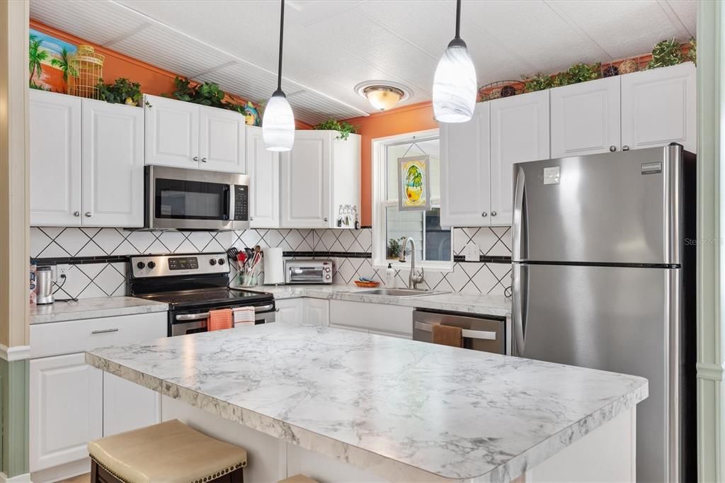 Activo con contrato: $199,000 (2 camas, 2 baños, 1008 Pies cuadrados)