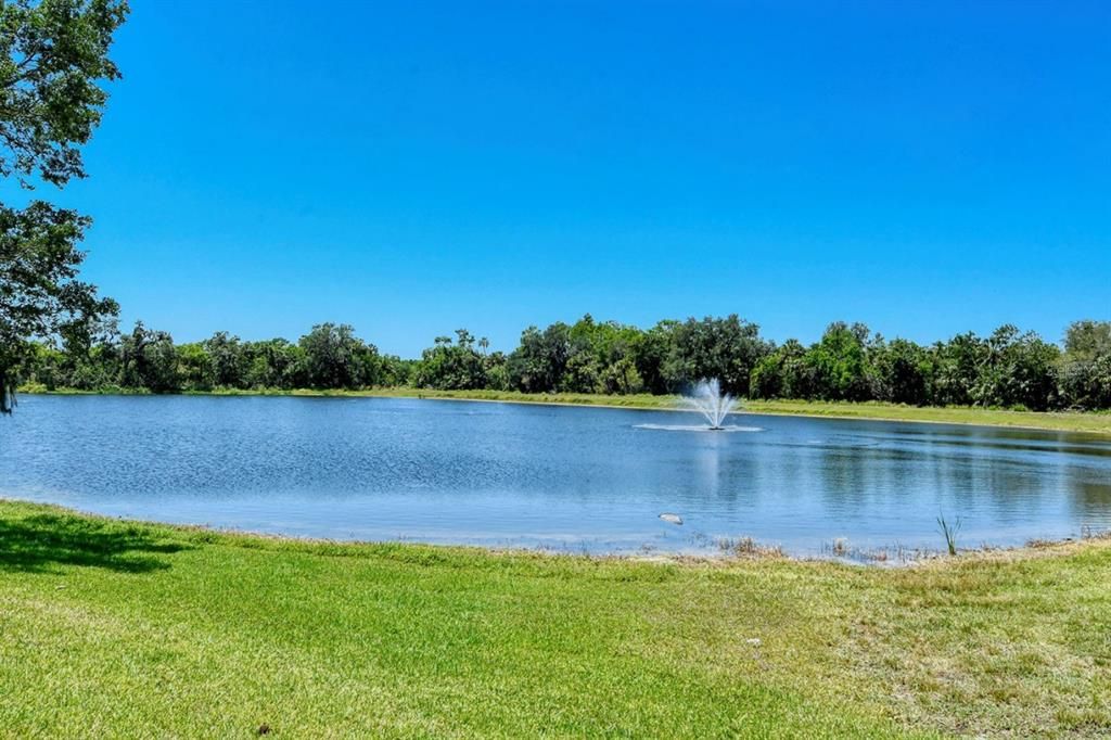 For Sale: $369,000 (2 beds, 2 baths, 1464 Square Feet)