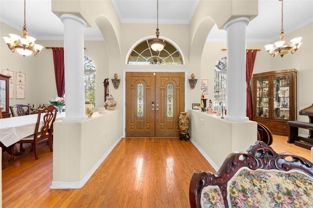 待售: $450,000 (4 贝兹, 2 浴室, 2412 平方英尺)