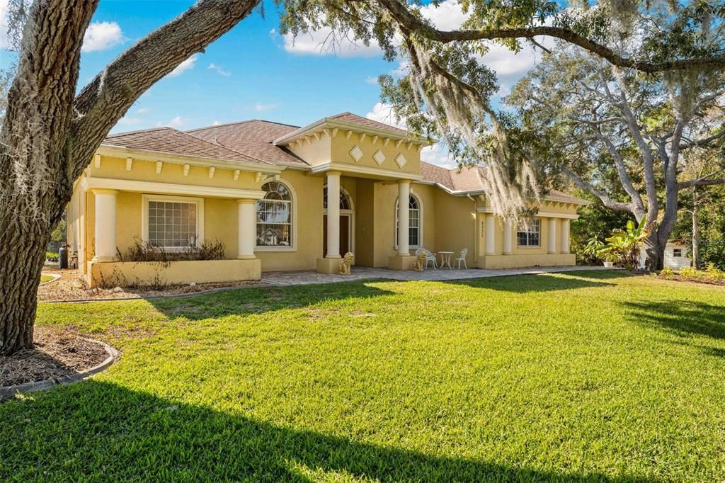 待售: $450,000 (4 贝兹, 2 浴室, 2412 平方英尺)