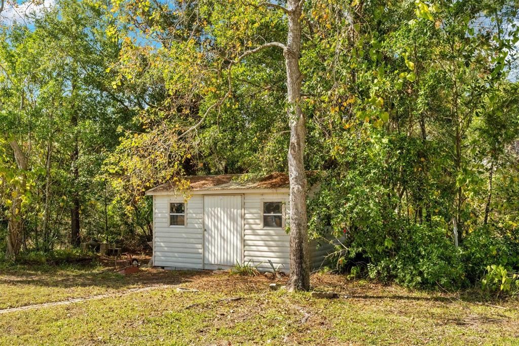 待售: $450,000 (4 贝兹, 2 浴室, 2412 平方英尺)